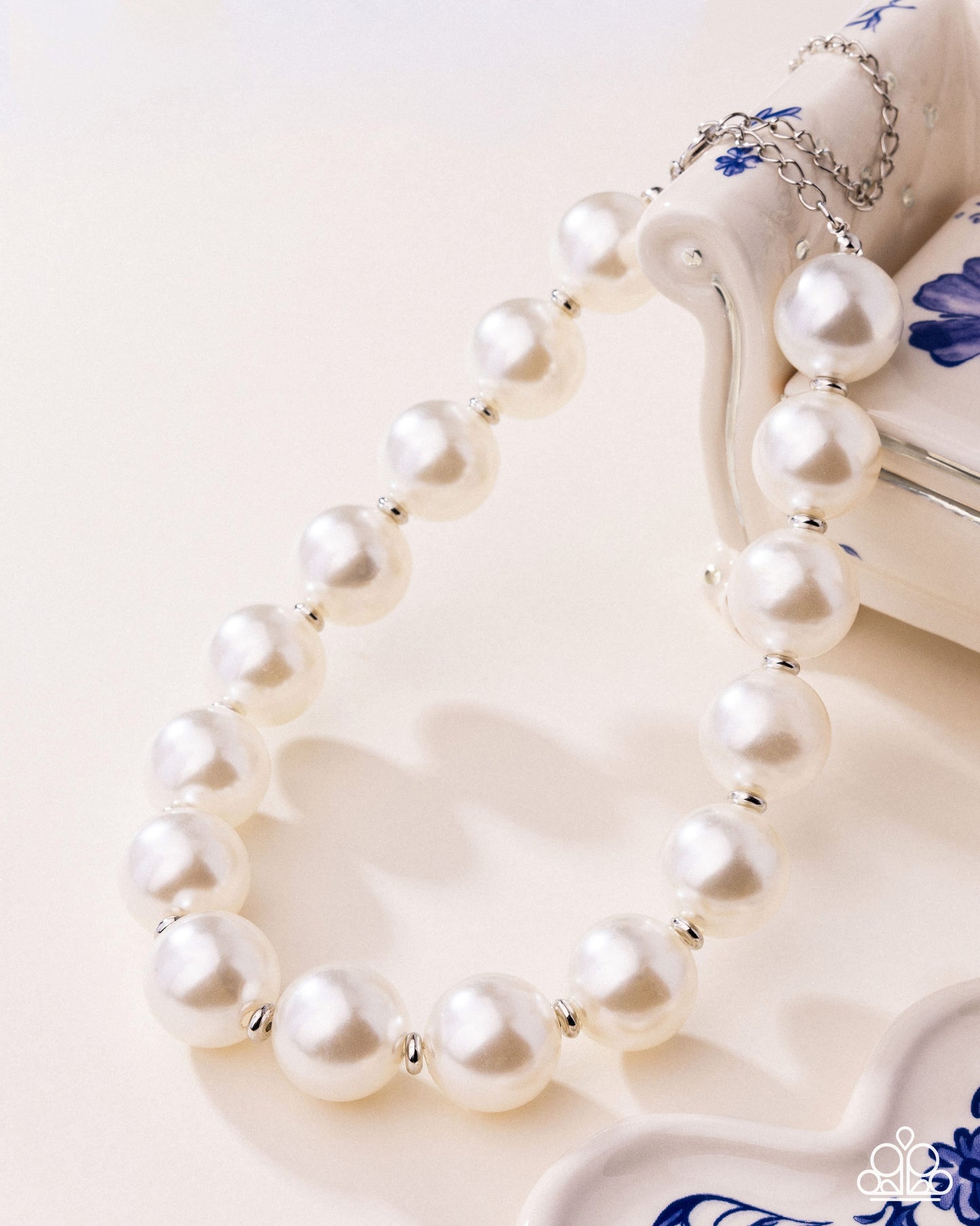Pronounced Pearls - White Choker Necklace