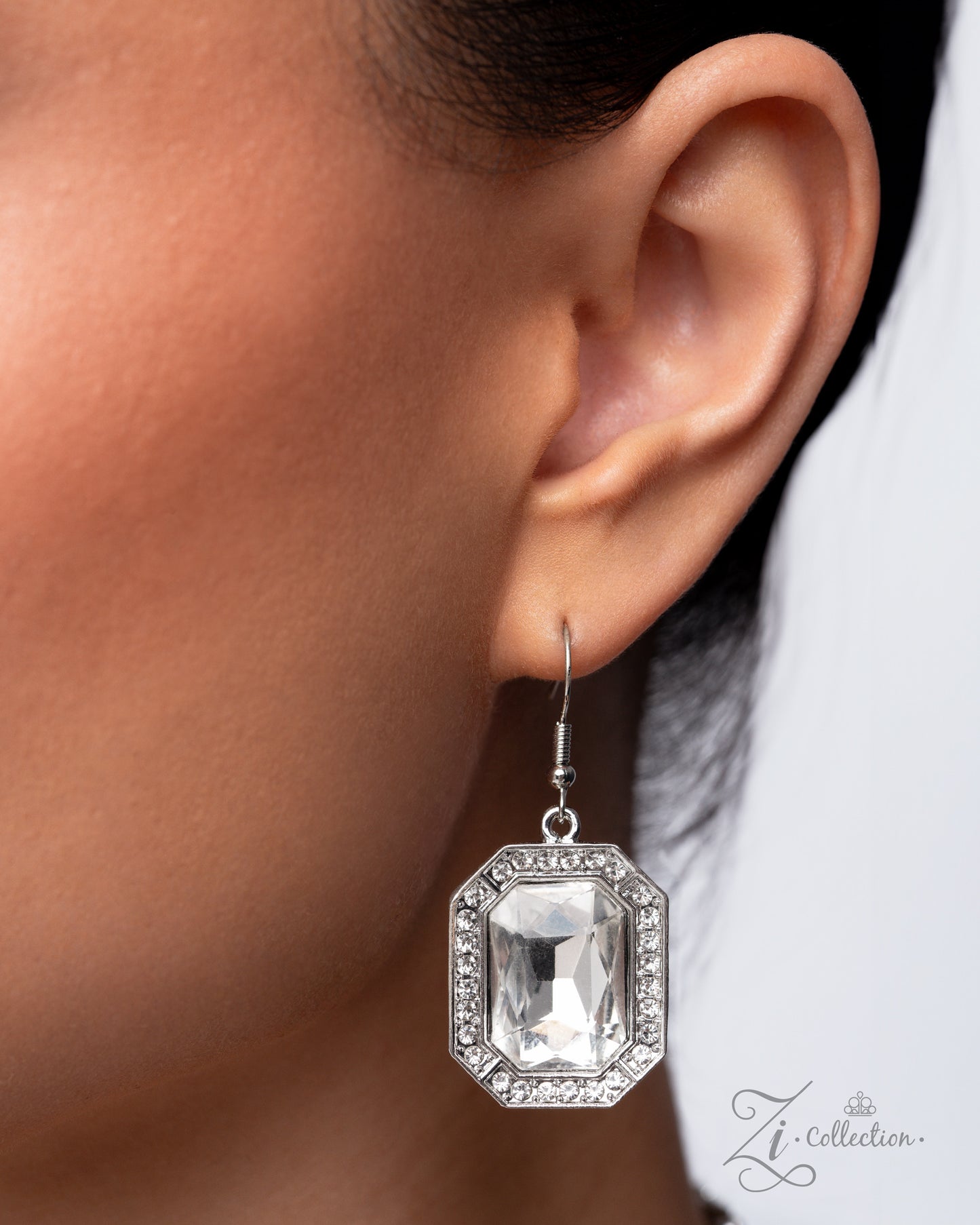 Unconstrained - Zi Necklace (2025)