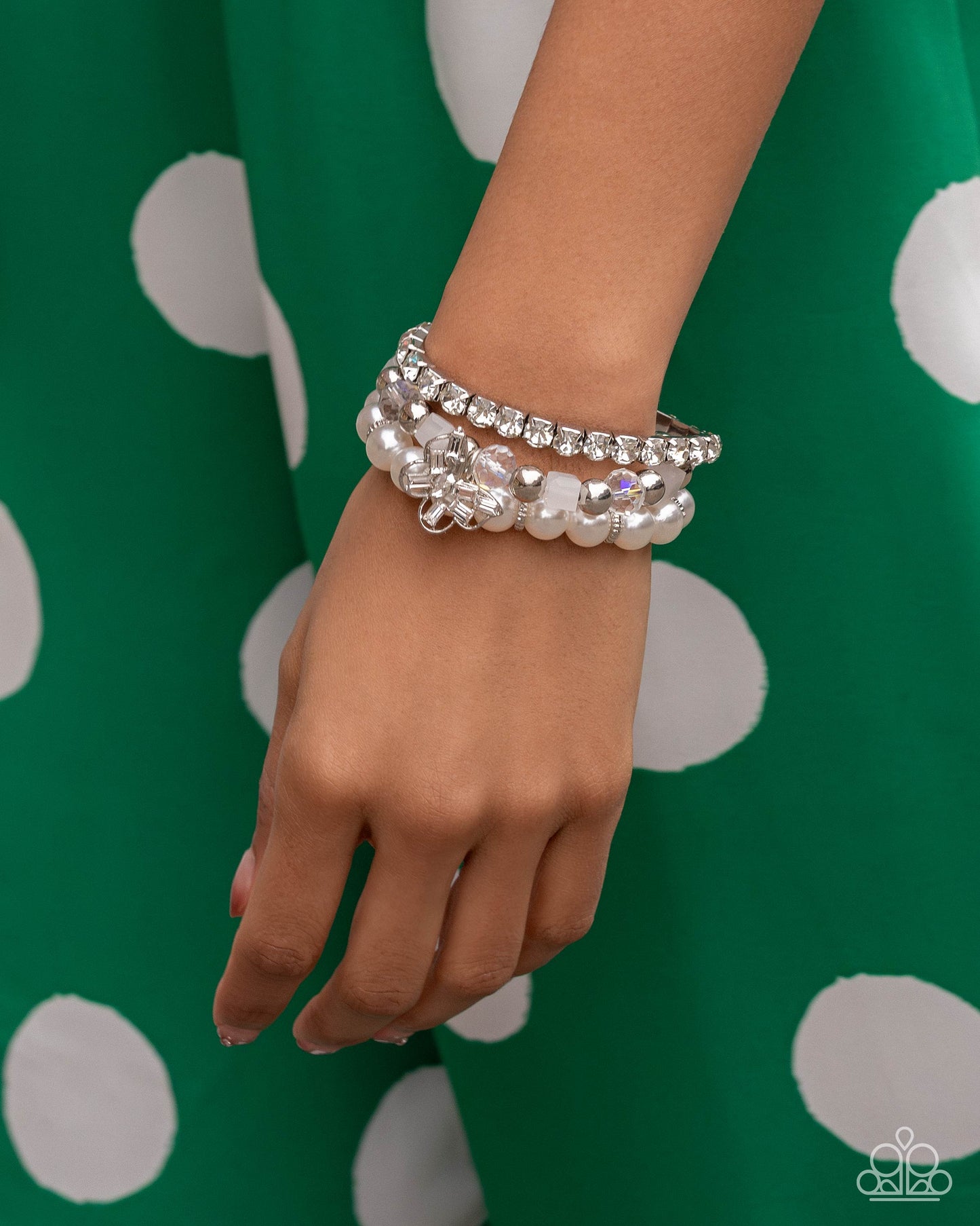 Keep Getting Butterflies - White Bracelet