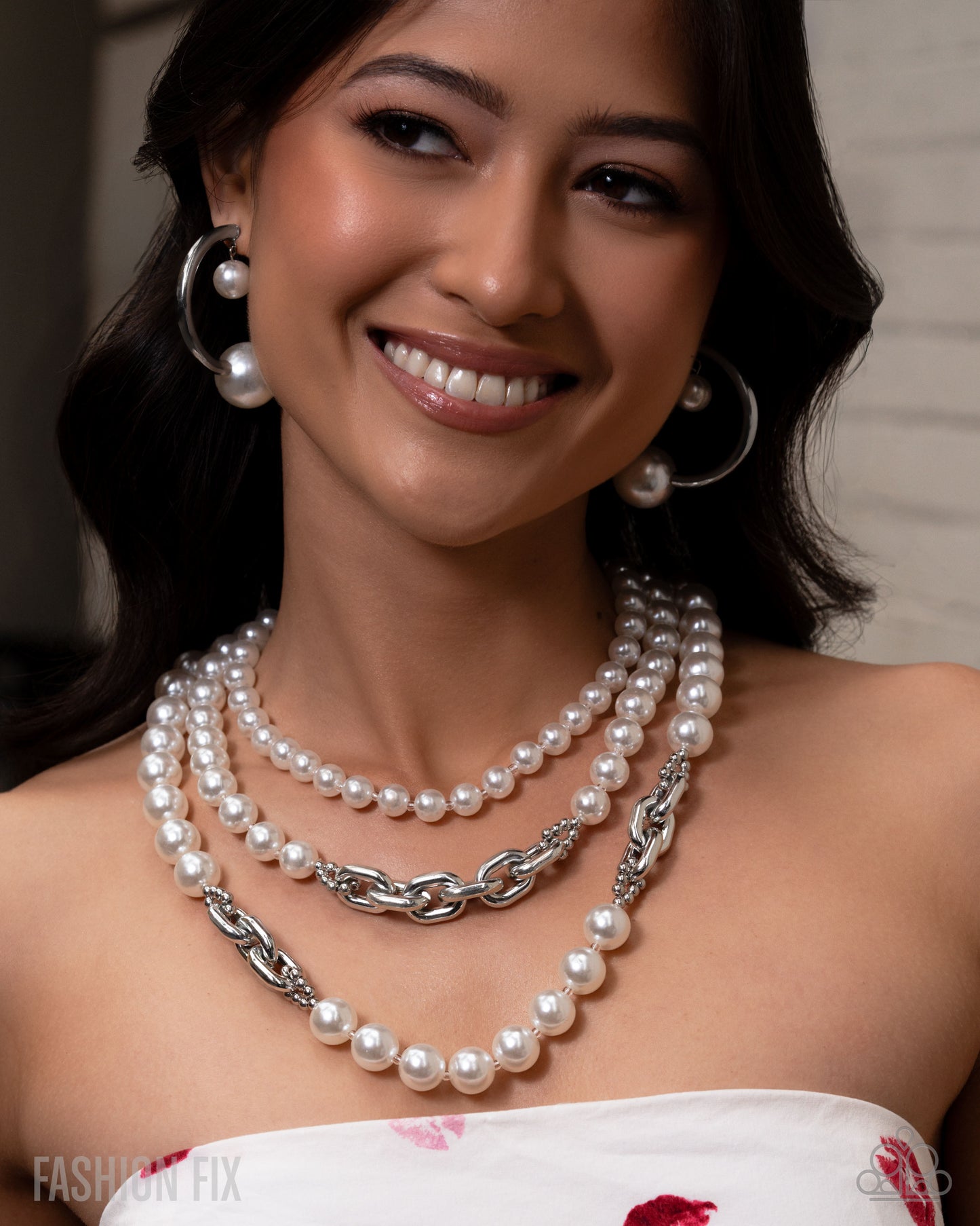 Cheeky Class - White Necklace