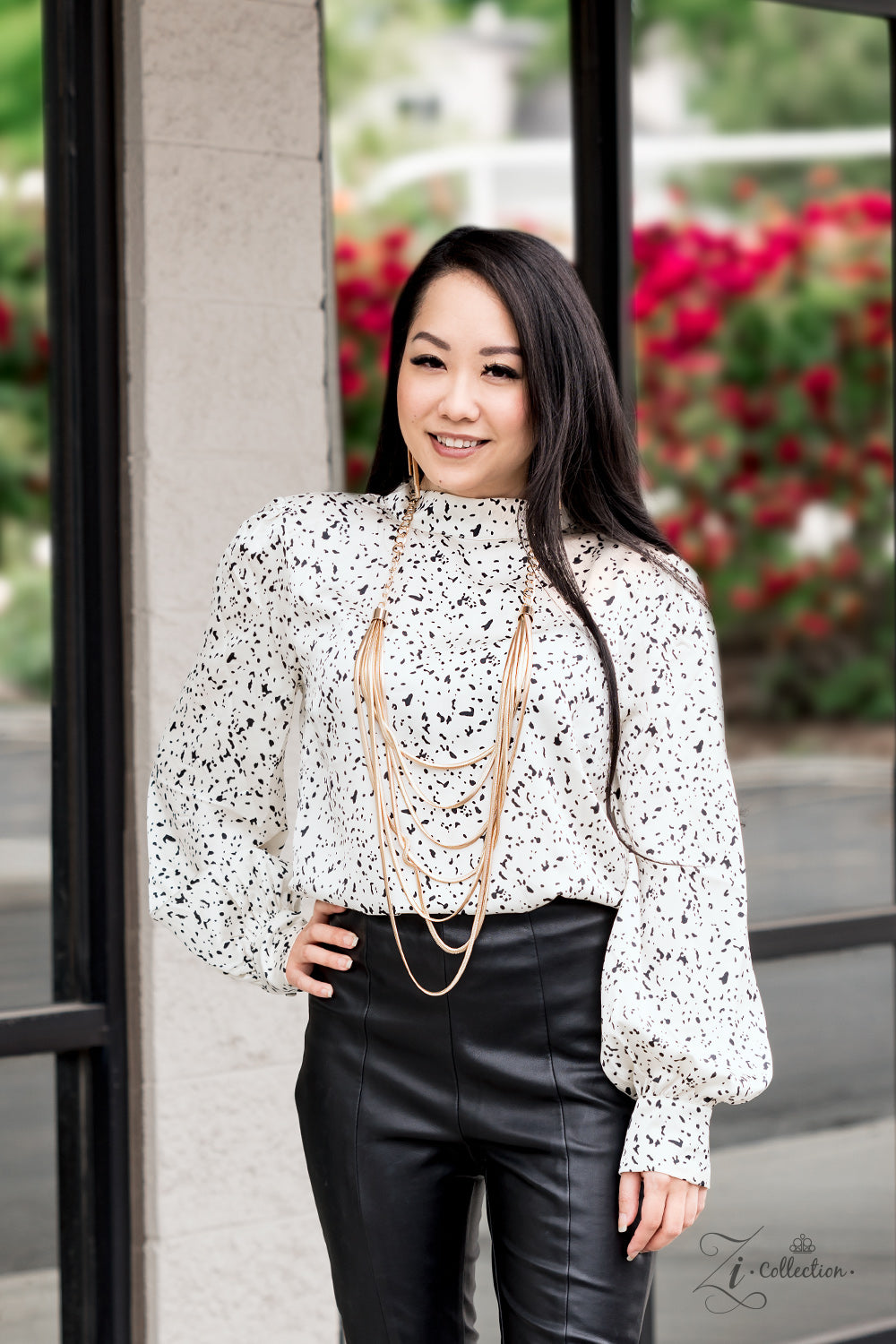 Commanding - Zi Necklace (2020)