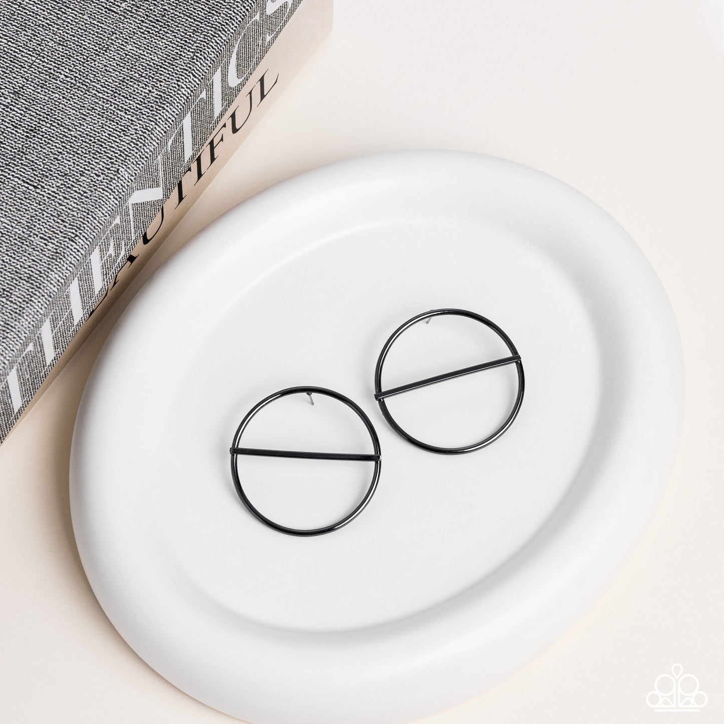 Dynamic Diameter - Black Earring