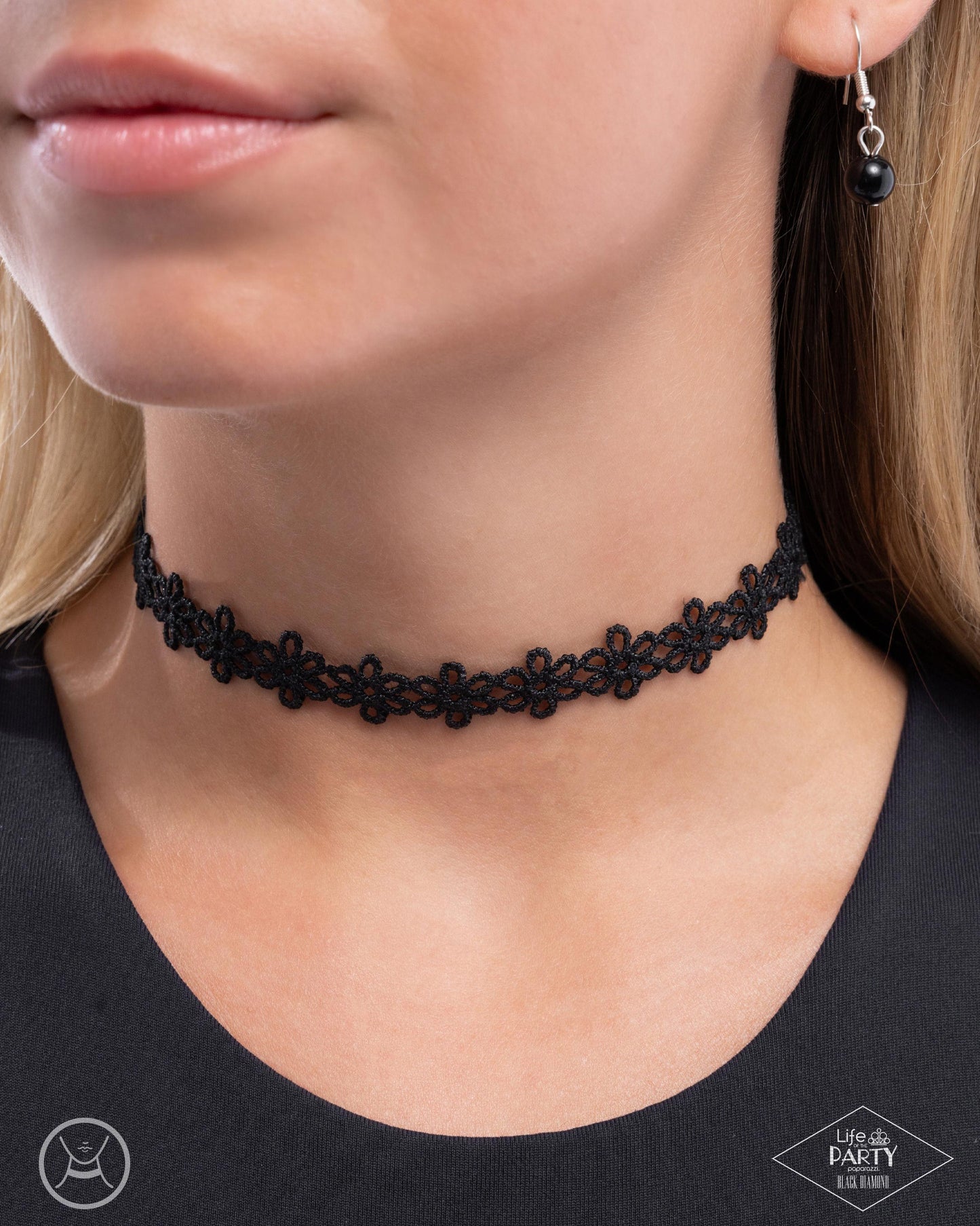 Daisy Love - Black Choker Necklace
