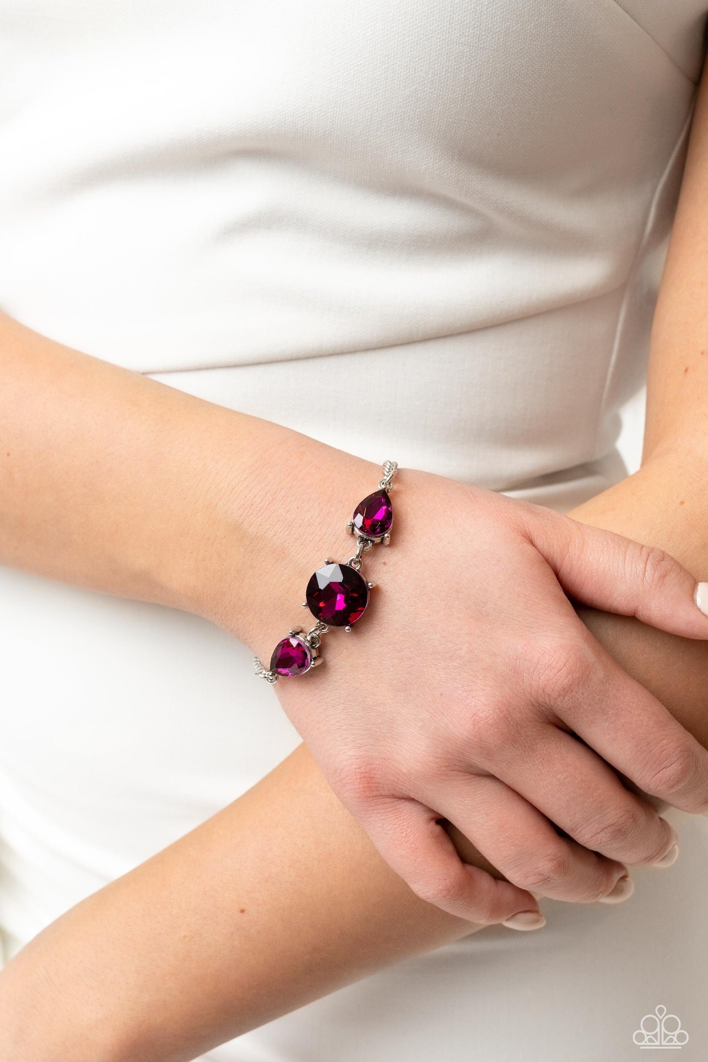 Round Royalty - Pink Necklace & Bracelet Set