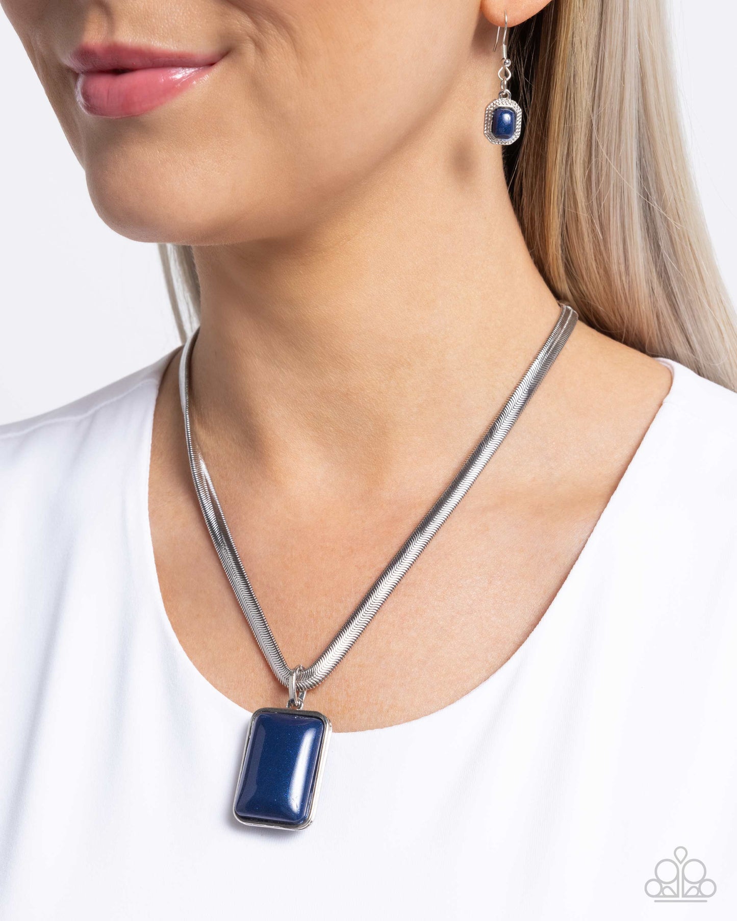 Clandestine Color - Blue Necklace