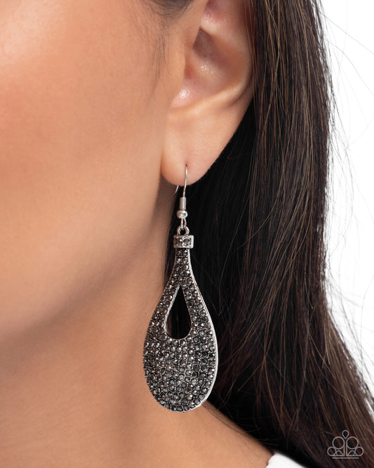 Teardrop Tremolo - Silver Earring