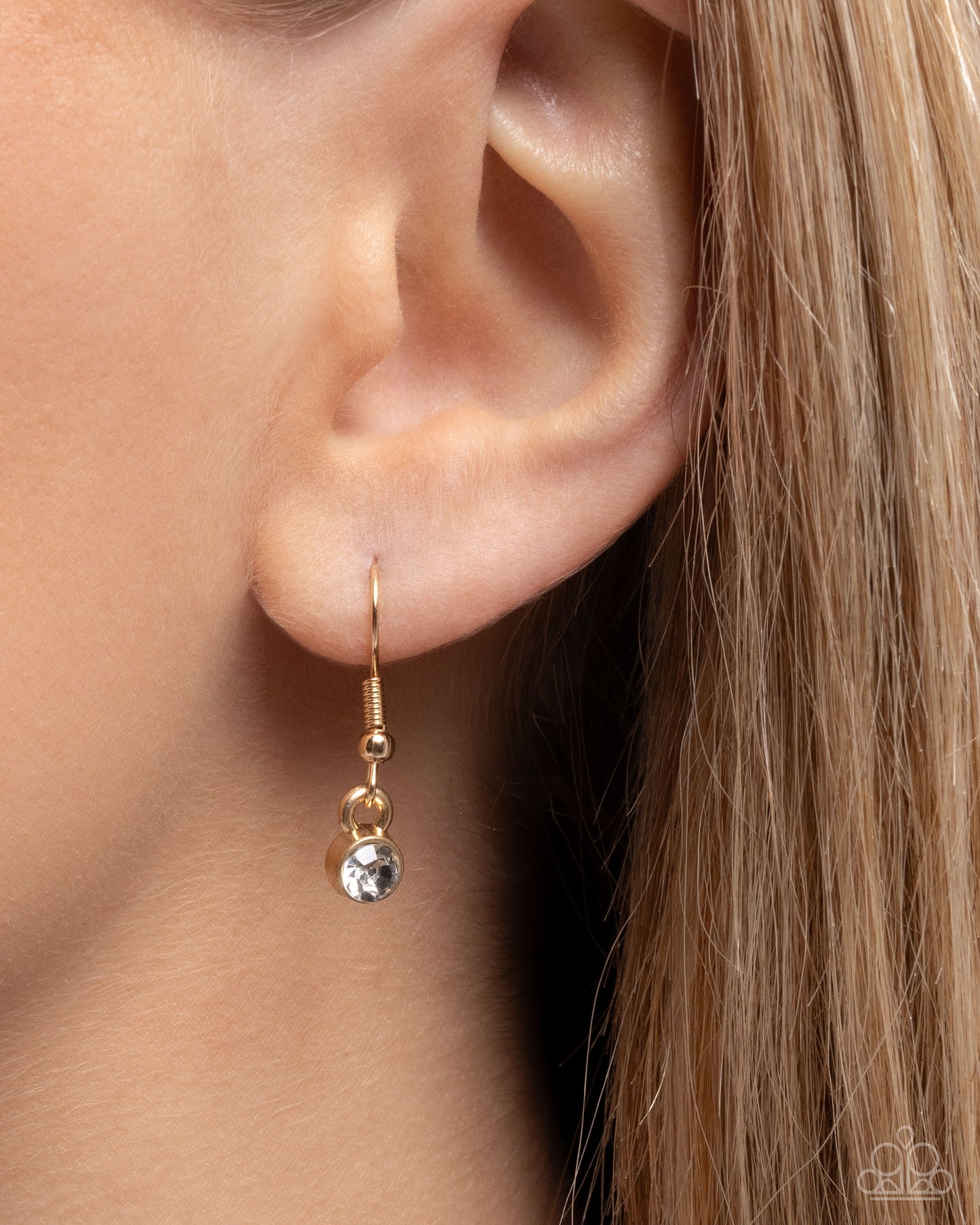 Luminous Layers - Gold Necklace