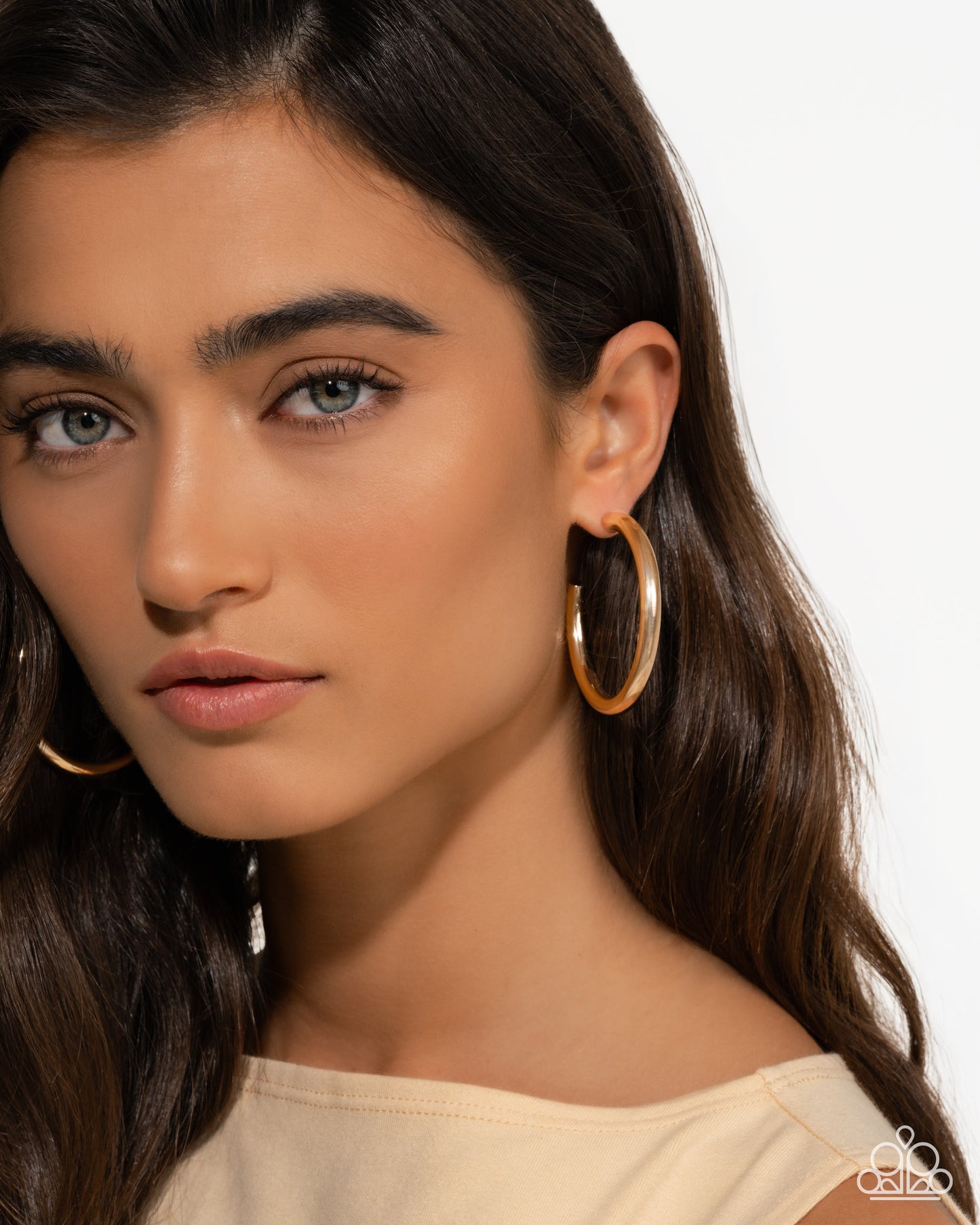 Sinuous Sheen - Gold Earring