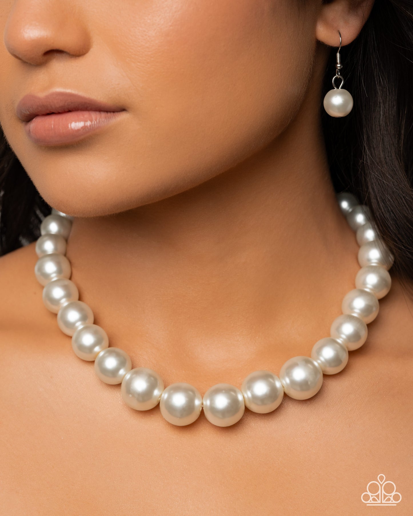 Eternal Empire - White Necklace