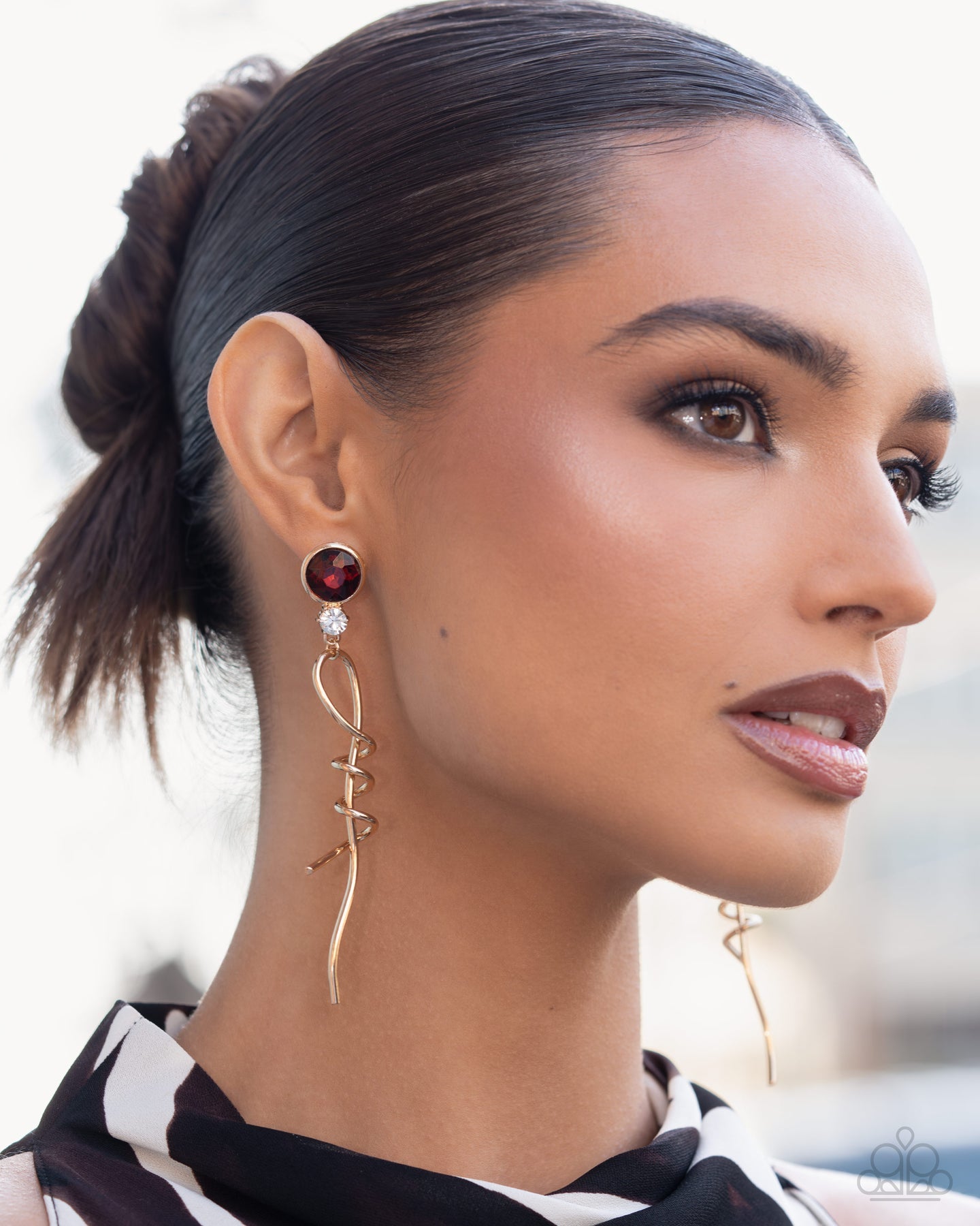 Pretty Pirouette - Brown Earring
