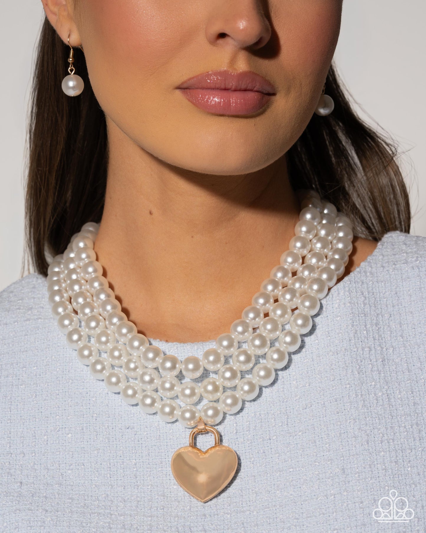 Lustrous Look - Gold Necklace