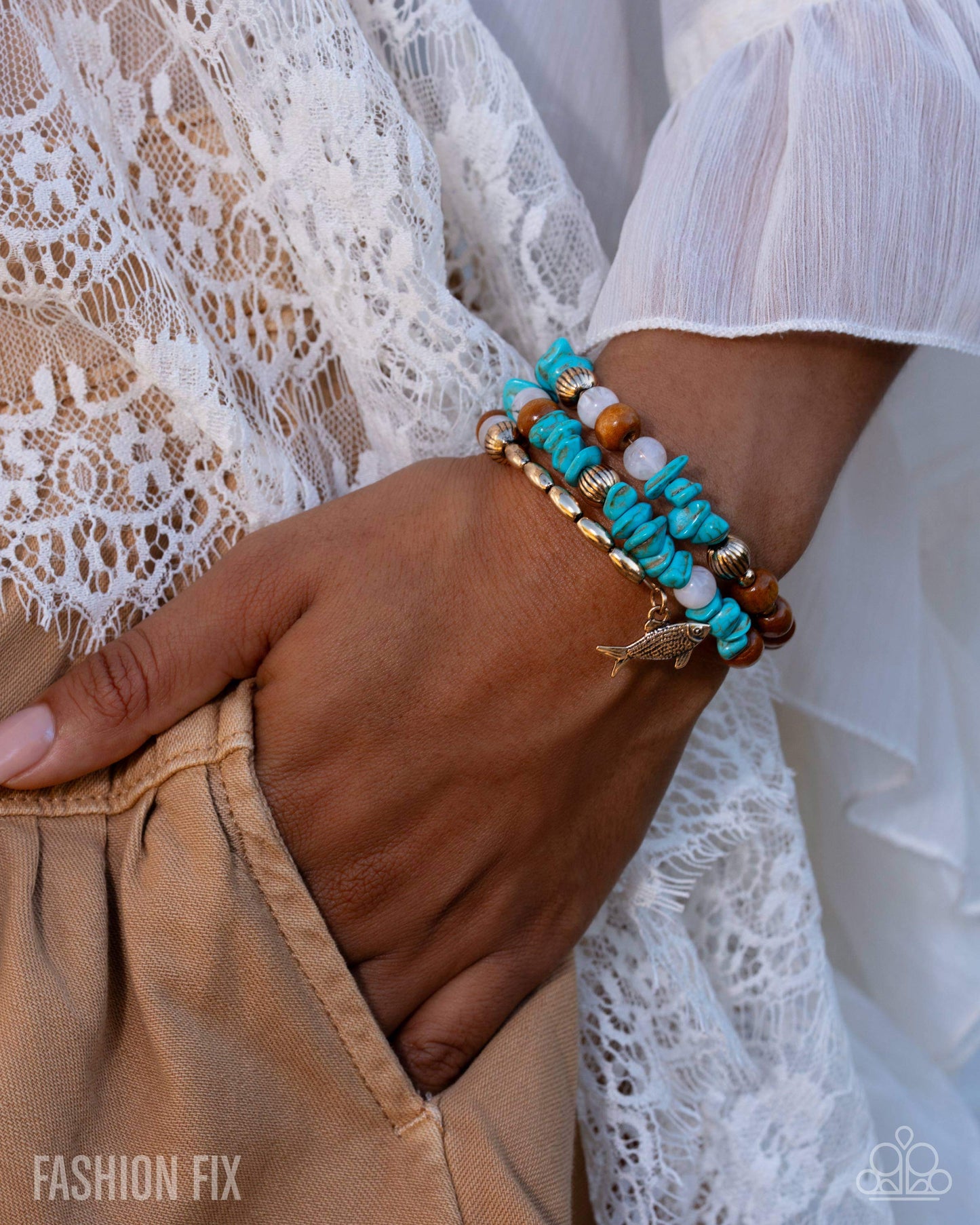 Simply Santa Fe - April 2026 Fashion Fix Set