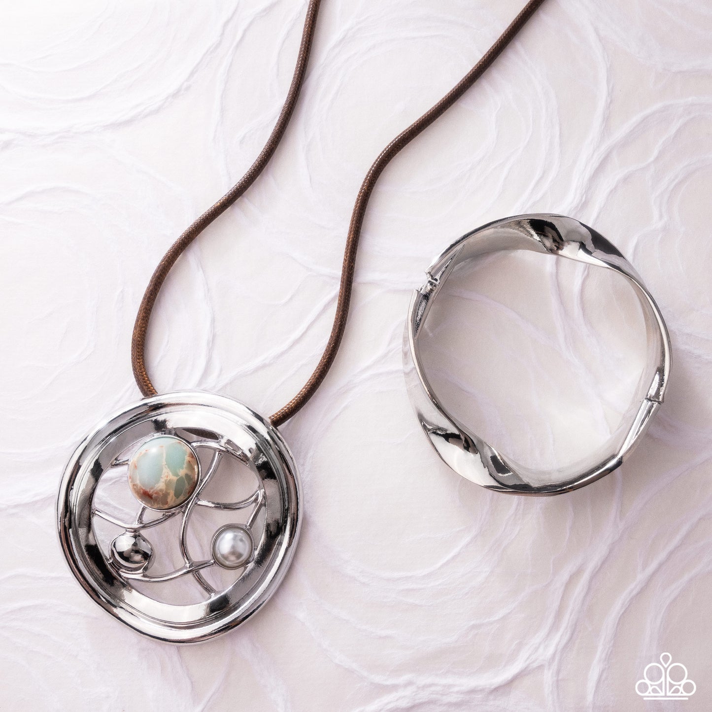 Simply Santa Fe - July 2026 Fashion Fix Set