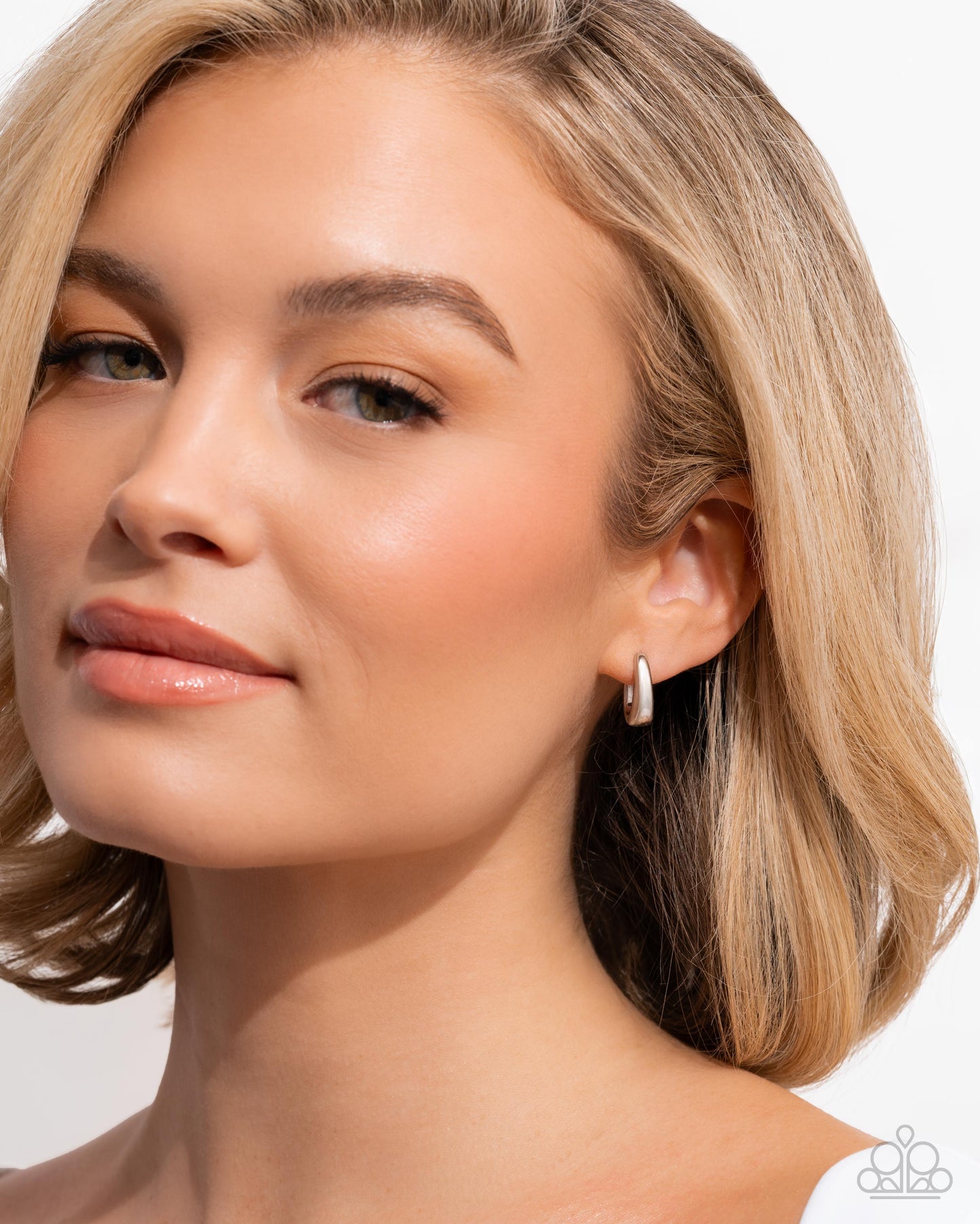 Stainless Stroll - Silver Earring