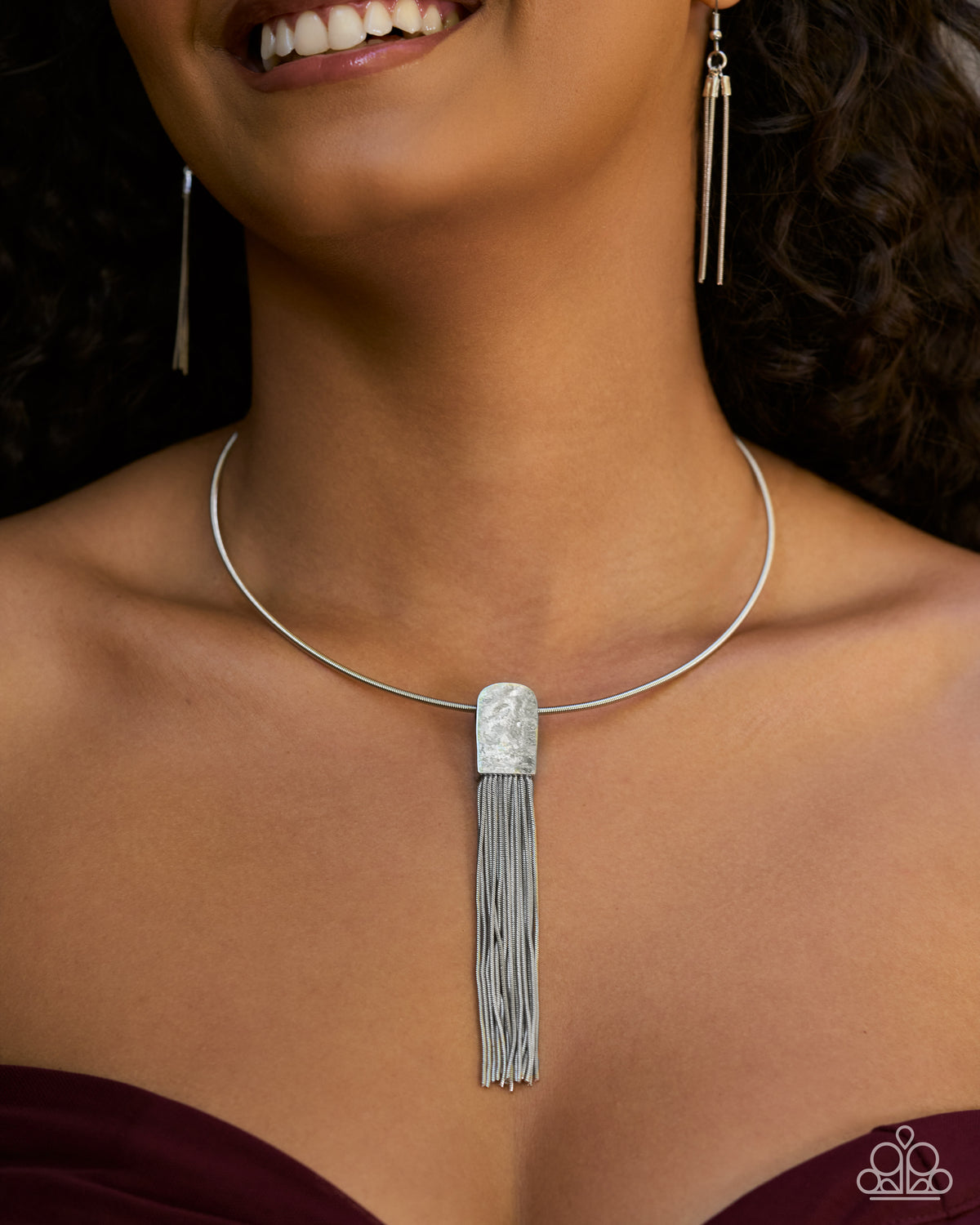 Tassel Tremolo - Silver Necklace