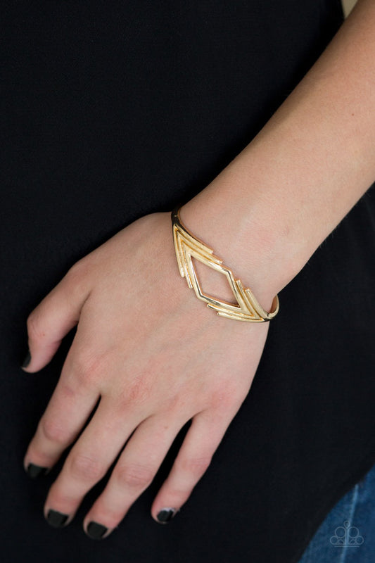 Gold In Total De-NILE Bracelet