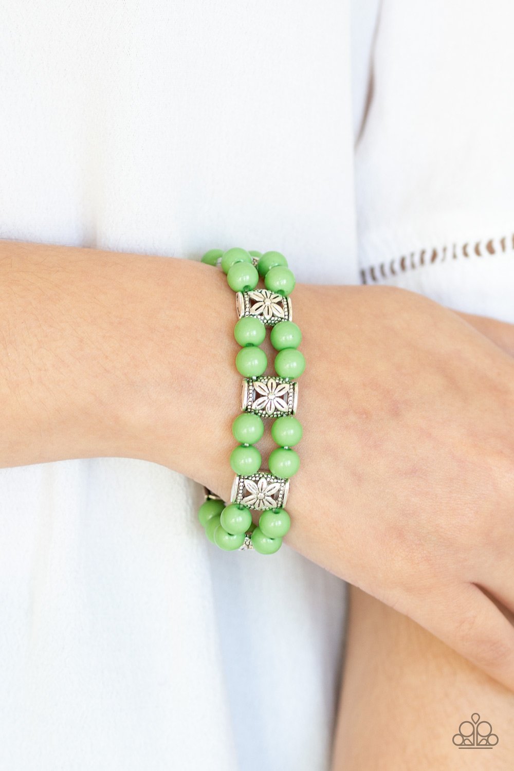 Daisy Debutante - Green Bracelet