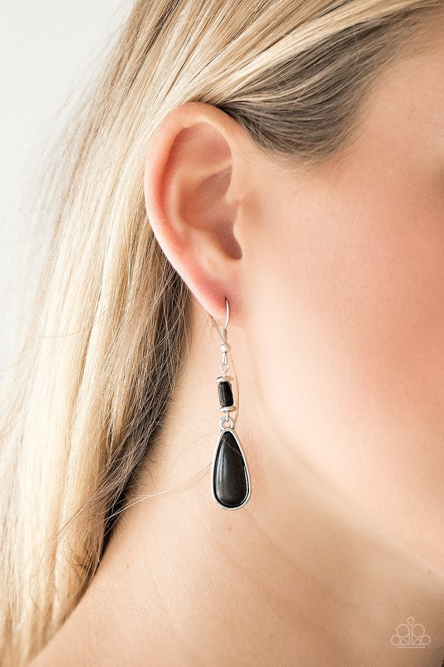 Courageously Canyon - Black Earring