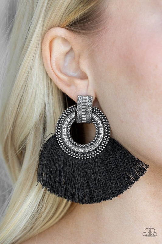 I Am Spartacus - Black Earring