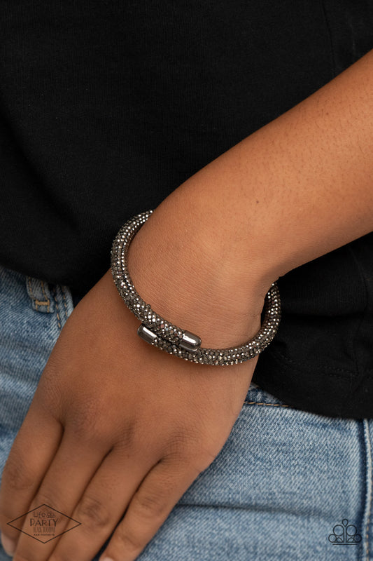 Stageworthy Sparkle - Black Bracelet