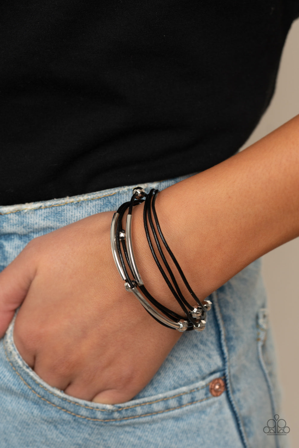 Magnetically Modern - Black Bracelet