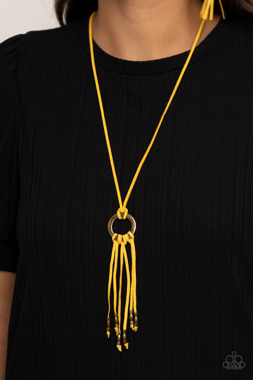 Feel at HOMESPUN - Yellow Necklace