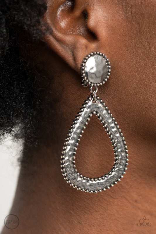 Beyond The Borders - Silver Earring