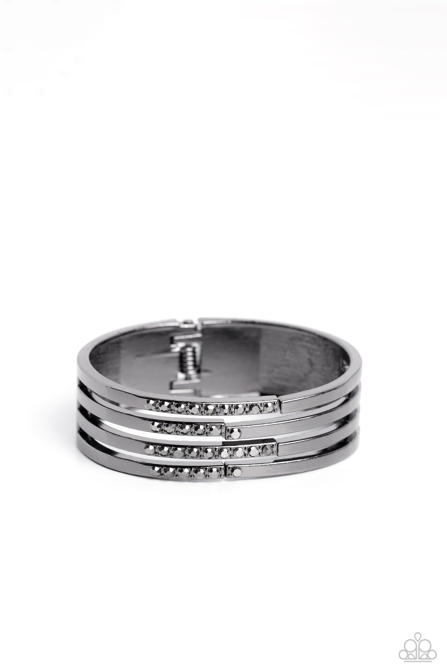 Labyrinth Lure - Black Bracelet