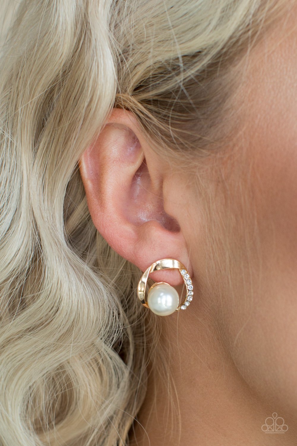 Gold Stylishly Suave Earrings